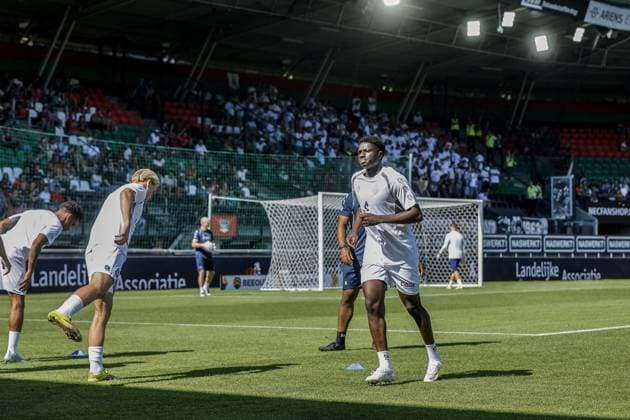 NIJMEGEN - Telstar warming up during the Dutch Eredivisie match between NEC Nijmegen and Telstar at De Goffert on August 8, 2026 in Nijmegen, the Netherlands. BART STOUTJESDIJK ANP Eredivisie 2026 27 xVIxANPxSportx xxANPxIVx 565084484 originalFilename: 565084484.jpg