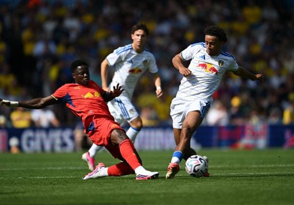 Suleman Sani of RB Leipzig and Jayden Lienou of Leeds United Leeds United v RB Leipzig, Pre Season Friendly, Football, Elland Road, Leeds, UK - 08 Aug 2026Leeds Elland Road United Kingdom EDITORIAL USE ONLY No use with unauthorised audio, video, data, fixture lists, club league logos or live services. Online in-match use limited to 120 images, no video emulation. No use in betting, games or single club league player publications.  Copyright: xAnnaxGowthorpe Shutterstockx 17051042r