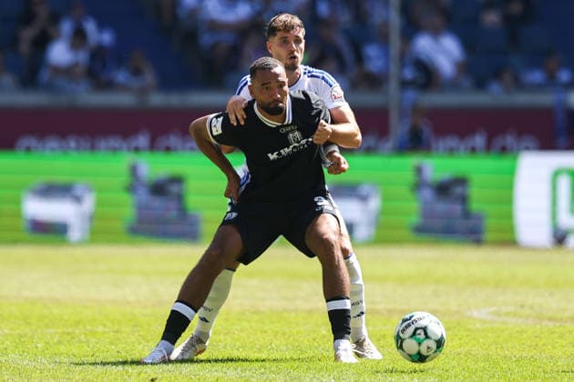 2026.08.08, xkwix, Fußball, 3. Liga, MSV Duisburg - SV Meppen, Schauinsland-Reisen-Arena, 1.Spieltag, Saison 2026 2027: Cyrill Akono(SV Meppen 9) im Zweikampf gegen xd5 DFB regulations prohibit any use of photographs as image sequences and or quasi-video. Photo: xKamilxWilkowskixPressefotoKochx Nordrhein-Westfalen Deutschland *** August 8, 2026, xkwix, Soccer, 3rd Division, MSV Duisburg vs. SV Meppen, Schauinsland Reisen Arena, Matchday 1, 2026–2027 Season: Cyrill Akono of SV Meppen 9 in a tackle against xd5. DFB regulations prohibit any use of photographs as image sequences and or quasi-video. Photo: xKamilxWilkowskixPressefotoKochx, North Rhine-Westphalia, Germany