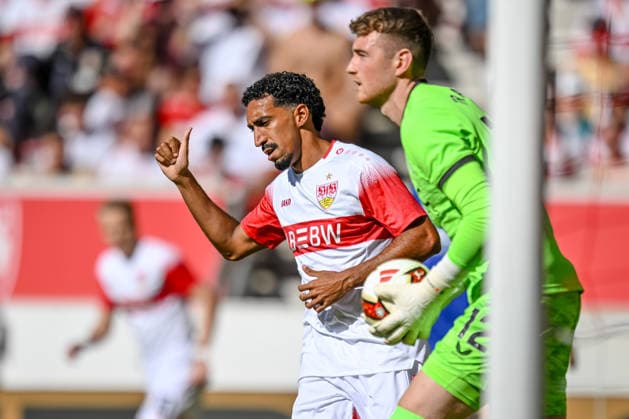 Tiago Tomas (VfB Stuttgart) gestures during the during the pre-season friendly match between VfB Stuttgart and Everton at MHP Arena on August 8, 2026 in Stuttgart, Germany. (Photo by Harry Langer DeFodi Images) - *** Tiago Tomas of VfB Stuttgart gestures during the preseason friendly match between VfB Stuttgart and Everton at the MHP Arena on August 8, 2026, in Stuttgart, Germany. Photo by Harry Langer, DeFodi Images