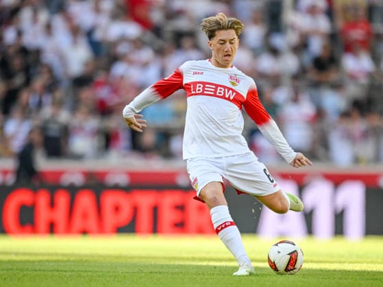 Angelo Stiller (VfB Stuttgart) controls the Ball during the during the pre-season friendly match between VfB Stuttgart and Everton at MHP Arena on August 8, 2026 in Stuttgart, Germany. (Photo by Harry Langer DeFodi Images) - *** Angelo Stiller of VfB Stuttgart controls the ball during the preseason friendly match between VfB Stuttgart and Everton at the MHP Arena on August 8, 2026, in Stuttgart, Germany. Photo by Harry Langer, DeFodi Images