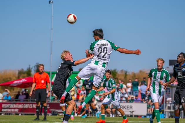 Testspiel: Werder Bremen vs. SC Paderborn 07, 08.08.2026 Julian Malatini (Werder Bremen, 22); Testspiel: Werder Bremen vs. SC Paderborn 07 am 08.08.2026 in Vechta (Stadion Oyther Berg), Germany, *** Friendly Match: Werder Bremen vs. SC Paderborn 07, August 8, 2026 Julian Malatini Werder Bremen, 22 Friendly Match: Werder Bremen vs. SC Paderborn 07 on August 8, 2026, at Oyther Berg Stadium in Vechta, Germany, Copyright: xBEAUTIFULxSPORTS Neddermannx