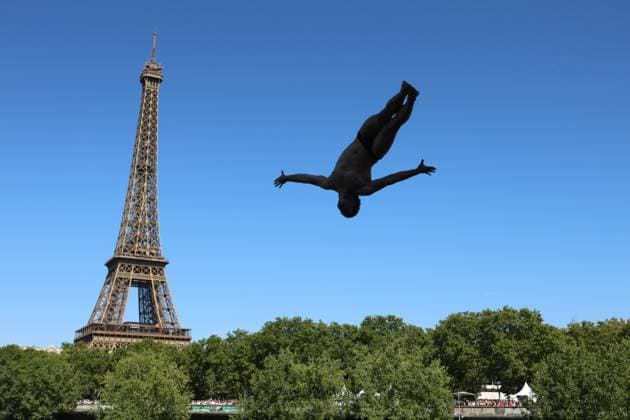 Championnat d Europe de natation PHOTOPQR LE COURRIER PICARD Haslin ; Paris ; 08 08 2026 ; 08 08 26 Championnat d Europe de natation Plongeon de haut vol hommes 20 metres dans la Seine Photo Fred Haslin LEN European Aquatics Championships, at the Seine River in Paris on August 8, 2026 Paris 75 France  Copyright: xPHOTOPQR LExCOURRIERxPICARD MAXPxHaslinx 20260808LCP5209 20260808LCP5209