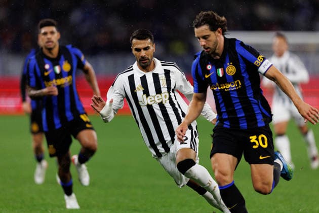 August 8, 2026, Perth, Wa, Australia: Zeki Celik during the Calcio Italiano match between Juventus FC and Internazionale FC at Optus Stadium in Perth. Juventus FC V Internazionale FC Ã¢â‚¬ Calcio Italiano Perth  - ZUMAc318 20260808_znp_c318_073 Copyright: xJohnxCarusix