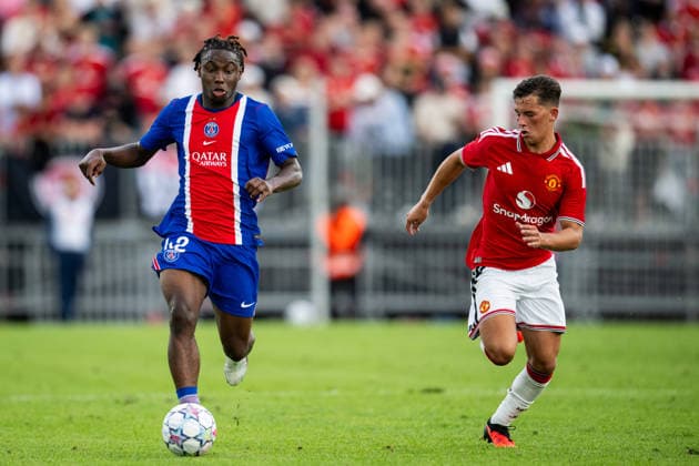 260808 Boly of Paris Saint-Germain and Shea Lacey of Manchester United, ManU during the friendly match between Manchester United and Paris Saint-Germain August 8 2026 in Gothenburg. *** August 8, 2026: Boly of Paris Saint-Germain and Shea Lacey of Manchester United during the friendly match between Manchester United and Paris Saint-Germain on August 8, 2026, in Gothenburg  Copyright: FREDRIKxAREMYR BB260808FA042