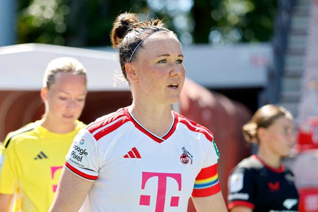 Fußballspielerin Marina Hegering (Abwehr) beim Testspiel zwischen der 1. Frauen-Mannschaft des 1. FC Köln und dem FC Twente Enschede (NED) im Franz-Kremer-Stadion. (Endstand 5:1) Köln, 08.08.2026 NRW Deutschland *** Soccer player Marina Hegering, defender, during the friendly match between the 1. FC Köln Women s Team and FC Twente Enschede (NED) at Franz Kremer Stadium. Final score: 5–1 for Köln, August 8, 2026, North Rhine-Westphalia, Germany Copyright: xChristophxHardtx