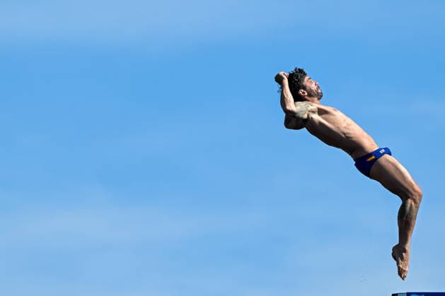 Carlos Javier Gimeno Martinez of Spain competes in the high diving 20m Round 3-4 Men Final during the European Aquatics Championships at the River Seine in Paris (France), August 8, 2026. Giorgio Scala DBM - Deepbluemedia Insidefoto
