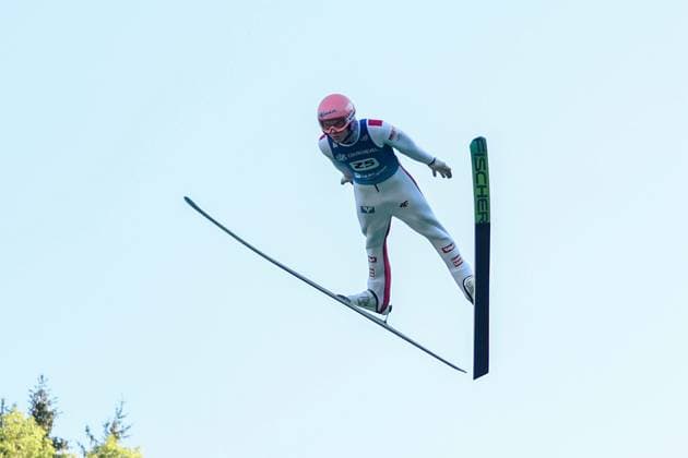 SAUT A SKI COUPE MONDE COURCHEVEL PHOTOPQR LE DAUPHINE Tom PHAM VAN SUU ; Courchevel ; 08 08 2026 ; A Courchevel (Savoie), le 8 août 2026. Coupe du monde de saut à ski. Sur notre photo : Maximilian Ortner. Photo : Tom Pham Van Suu Le Dauphiné Libéré Ski jumping, Skispringen, Ski, nordisch World Cup in Courchevel on August 8, 2026 Courchevel Savoie Rhône-Alpes France  Copyright: xPHOTOPQR LExDAUPHINE MAXPPPxTomxPHAMxVANxSUUx 20260808JDL5296 20260808JDL5296