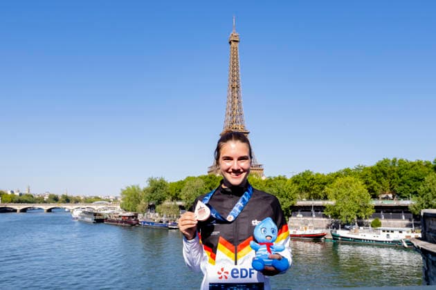 France, Paris, Seine River, Bir-Hakeim, 08.08.2026, European Aquatics Championships Artistic Swimming, Day 9, Women™s 20m Platform, Maike Halbisch of Germany, Photo by Eibner Pressefoto Tino Henschel European Aquatics Championships Artistic Swimming, Day 9, Women™s 20m Platform Paris *** France, Paris, Seine River, Bir Hakeim, August 8, 2026, European Aquatics Championships – Artistic Swimming, Day 9, Women’s 20m Platform, Maike Halbisch of Germany, Photo by Eibner Pressefoto Tino Henschel, European Aquatics Championships – Artistic Swimming, Day 9, Women’s 20m Platform, Paris Copyright: xEibnerxPressefotox