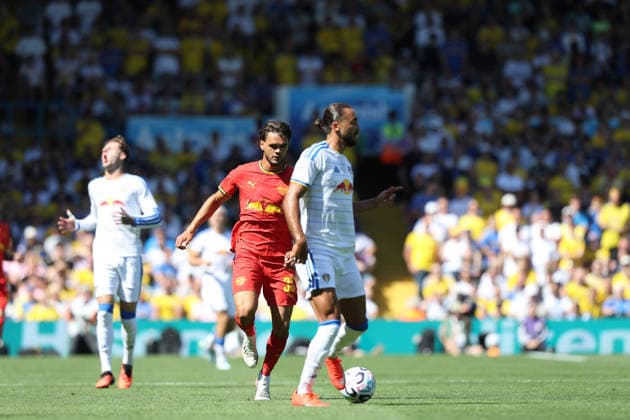 Leeds United v Leipzig, Pre-Season Friendly leipzig defence close in on dominic calvert-lewin during the Pre-Season Friendly match between Leeds United and Leipzig at Elland Road, Leeds, UK on 8 August 2026. Leeds Elland Road West Yorkshire UK Editorial use only , Copyright: xStevexMowerx PSI-24676-0065