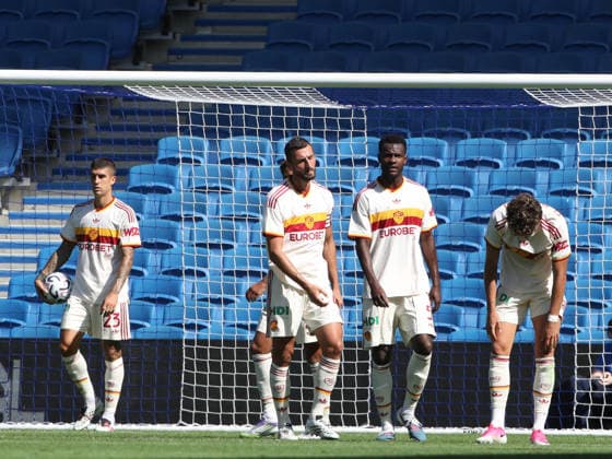 SOCCER - Friendly Match - Brighton and Hove Albion vs. Roma Photo by IPA ABACAPRESS.COM87327496 - August 8, 2026: Brighton vs. AS Roma (Friendly). Sports; Soccer; In the photo: Disappointment (Photo by Gino Mancini) Brighton  Copyright: xIPAxSport ABACAx
