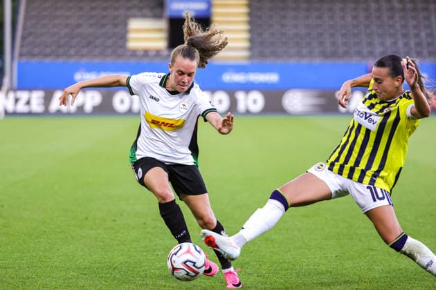 260808 UWCL OH Leuven vs Fenerbahce Alixe Bosteels (7) of OH Leuven and Ece TurkoÄülu (10) of Fenerbahce pictured during a female soccer game between OH Leuven (BEL) and Fenerbahce (TUR) Final of second qualifying round of UEFA Champions League Mini Tournament 5, on Saturday 8 August 2026 in LEUVEN , BELGIUM . PHOTO SPORTPIX Sevil Oktem LEUVEN DEN DREEF BELGIUM  Copyright: xSportpix.bex xSevilxOktemxSevilxOktemx
