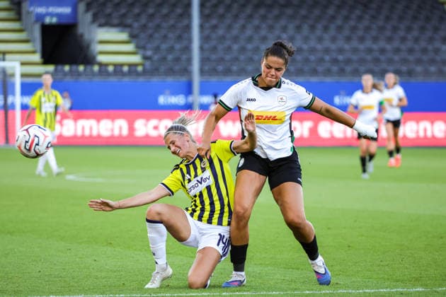 260808 UWCL OH Leuven vs Fenerbahce Katie Bowen (14) of Fenerbahce and Jada Conijnenberg (9) of OH Leuven pictured during a female soccer game between OH Leuven (BEL) and Fenerbahce (TUR) Final of second qualifying round of UEFA Champions League Mini Tournament 5, on Saturday 8 August 2026 in LEUVEN , BELGIUM . PHOTO SPORTPIX Sevil Oktem LEUVEN DEN DREEF BELGIUM  Copyright: xSportpix.bex xSevilxOktemxSevilxOktemx