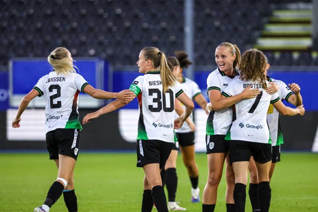 260808 UWCL OH Leuven vs Fenerbahce OH Leuven players celebrating the goal of Jada Conijnenberg (9) of OH Leuven (1-1) during a female soccer game between OH Leuven (BEL) and Fenerbahce (TUR) Final of second qualifying round of UEFA Champions League Mini Tournament 5, on Saturday 8 August 2026 in LEUVEN , BELGIUM . PHOTO SPORTPIX Sevil Oktem LEUVEN DEN DREEF BELGIUM  Copyright: xSportpix.bex xSevilxOktemxSevilxOktemx
