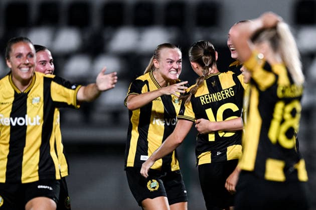 260808 Players of Hammarby celebrate 0-1 by Svea Rehnberg during the Women s Champions League qualifying match between Juventus and Hammarby on August 8, 2026 in Turin. Photo: Daniele Buffa BILDBYRAN COP 18 XY0123 fotboll football soccer fotball uefa womens champions league juventus hammarby dam bbeng jubel *** August 8, 2008: Hammarby players celebrate Svea Rehnberg’s 0–1 goal during the Women’s Champions League qualifying match between Juventus and Hammarby on August 8, 2026 in Turin. Photo by Daniele Buffa, BILDBYRAN COP 18 XY0123 soccer football UEFA Women’s Champions League Juventus Hammarby women’s team celebration  Copyright: DANIELExBUFFA BB260808BB527