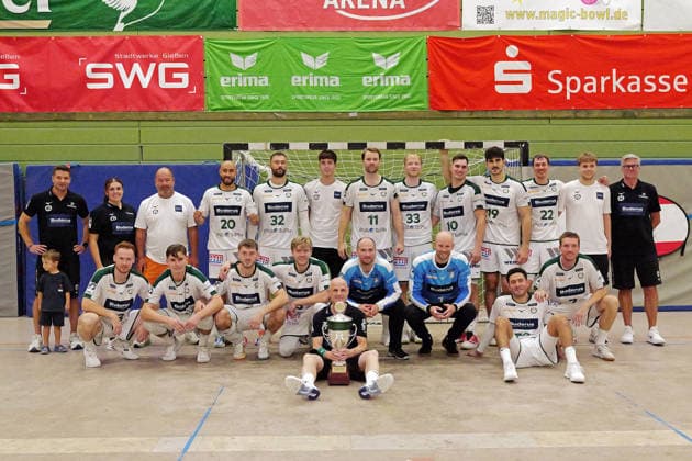 08.08.2026, xovx, Handball Lindencup, HSG Wetzlar - HSC 2000 Coburg Die HSG Wetzlar als Sieger des Lindencups 2026 Linden Stadthalle Hessen Deutschland (DE) *** August 8, 2026, xovx, Lindencup Handball Tournament, HSG Wetzlar vs. HSC 2000 Coburg; HSG Wetzlar wins the 2026 Lindencup; Linden City Hall, Hesse, Germany, DE