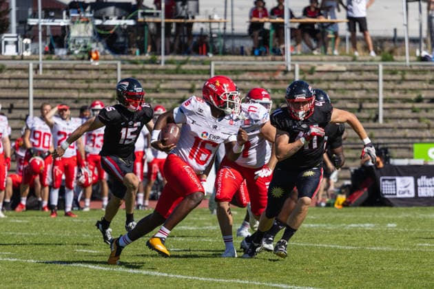 Aashari Crosswell Düsseldorf Panther vs Potsdam Royals Aashari Crosswell Defenseback 16 Düsseldorf Panther vs Potsdam Royals im Panther Stadion in Düsseldorf (Deutschland, Nordrhein Westfalen). American Football, 09. Spieltag der Effect Energy GFL Saison 2026. Endstand: 00:49 *** Aashari Crosswell Düsseldorf Panthers vs. Potsdam Royals Aashari Crosswell, defensive back, No. 16 Düsseldorf Panthers vs. Potsdam Royals at Panther Stadium in Düsseldorf, Germany, North Rhine-Westphalia American football, Week 9 of the 2026 Effect Energy GFL season. Final score: 0–49
