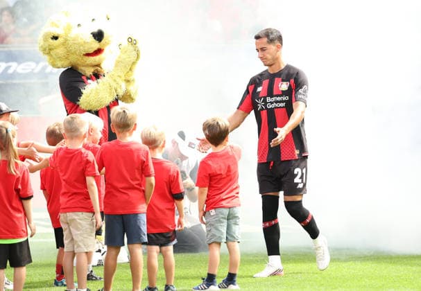 Lucas Vazquez (Bayer Leverkusen, 21) GER, Bayer 04 Leverkusen vs. Sevilla FC, 1. Bundesliga , Saisoneroeffnungsspiel, Spielzeit 2026 2027, 08.08.2026 (DFL DFB REGULATIONS PROHIBIT ANY USE OF PHOTOGRAPHS as IMAGE SEQUENCES and or QUASI-VIDEO). GER, Bayer 04 Leverkusen vs. Sevilla FC, 1. Bundesliga , Saisoneroeffnungsspiel, Spielzeit 2026 2027, 08.08.2026 Leverkusen *** Lucas Vázquez, Bayer Leverkusen, 21, GER, Bayer 04 Leverkusen vs. Sevilla FC, Bundesliga 1, season opener, 2026–2027 season, August 8, 2026 DFL and DFB regulations prohibit any use of photographs as image sequences and or quasi-video GER, Bayer 04 Leverkusen vs. Sevilla FC, Bundesliga 1, season opener, 2026–2027 season, August 8, 2026, Leverkusen Copyright: xEibner-Pressefotox EP_TSR