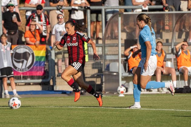 08.08.2026, xhfmx, Fussball UEFA WCLQ, Eintracht Frankfurt - Malmö FF v.l. Hayley Raso (Eintracht Frankfurt, 16) (DFL DFB REGULATIONS PROHIBIT ANY USE OF PHOTOGRAPHS as IMAGE SEQUENCES and or QUASI-VIDEO) Frankfurt *** August 8, 2026, xhfmx, Soccer UEFA WCLQ, Eintracht Frankfurt vs. Malmö FF, featuring Hayley Raso of Eintracht Frankfurt, 16 DFL DFB REGULATIONS PROHIBIT ANY USE OF PHOTOGRAPHS AS IMAGE SEQUENCES AND OR QUASI-VIDEO Frankfurt