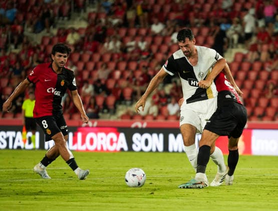ESP: RCD Mallorca vs Elversberg Pre Season match 2026 2027 Luca Pfeiffer of Elversberg during Pre Season match between RCD Mallorca and Elversberg played at Estadio de Son Moix, on August 08, 2026 Palma de Mallorca, Spain. Palma de Mallorca Spain Football *** ESP RCD Mallorca vs. Elversberg, 2026–2027 Preseason Match: Luca Pfeiffer of Elversberg during the preseason match between RCD Mallorca and Elversberg, played at Estadio de Son Moix on August 8, 2026, in Palma de Mallorca, Spain. Palma de Mallorca, Spain. Soccer Copyright: xNandoxTorresx