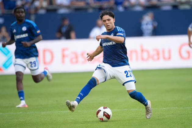 Soufiane EL-FAOUZI (GE) Aktion, Einzelaktion Fussball Freundschaftsspiel FC Schalke 04 - Atalanta Bergamo 0-3 am 08.08.2026 in der Veltins-Arena Gelsenkirchen Deutschland. DFL regulations prohibit any use of photographs as image sequences and or quasi-video Â *** Soufiane EL FAOUZI, individual play, soccer friendly match: FC Schalke 04 vs. Atalanta Bergamo (0–3) on August 8, 2026, at the Veltins Arena in Gelsenkirchen, Germany. DFL regulations prohibit any use of photographs as image sequences and or quasi-video.