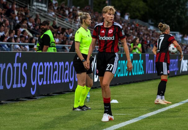 Fussball: Europa: UEFA Women s Champions League 2026 2027 - 2. Qualifikationsrunde, Finale, 08.08.2026 - Eintracht Frankfurt Frauen vs. Malmö FF Frauen - Stadion am Brentanobad (Frankfurt am Main, Deutschland); Paulina Krummbiegel Frankfurt am Main Stadion am Brentanobad Hessen Deutschland *** Soccer Europe UEFA Women s Champions League 2026–2027, Qualifying Round 2, Final, August 8, 2026 Eintracht Frankfurt Women vs. Malmö FF Women Stadion am Brentanobad, Frankfurt am Main, Germany Paulina Krummbiegel Frankfurt am Main Stadion am Brentanobad Hesse, Germany Copyright: xAmiirxAmedjouax