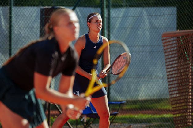 Leipzig Open 2026 - W75 Leipzig - Finale: Aneta Kucmova (CZE) Aneta Laboutkova (CZE) - Rasheeda McAdoo (USA) Sapfo Sakellaridi (GRE) Aneta Kucmova (CZE) wartet auf den Aufschlag des Gegners am 08.08.2026 im Leipziger Tennisclub 1990 e.V., Leipzig (Sachsen) Leipzig Leipziger Tennisclub 1990 e.V. Sachsen Deutschland *** Leipzig Open 2026 W75 Leipzig Final: Aneta Kucmova (CZE), Aneta Laboutkova (CZE), Rasheeda McAdoo (USA), Sapfo Sakellaridi (GRE). Aneta Kucmova (CZE) waits for her opponent s serve on August 8, 2026, at the Leipzig Tennis Club 1990 e.V., Leipzig, Saxony, Leipzig, Leipzig Tennis Club 1990 e.V., Saxony, Germany