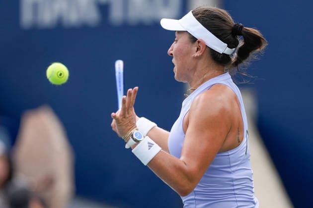 WTA, Tennis Damen Masters 1000 National Bank Open Toronto 2026 - Round of 16 - Day 8 Jessica Pegula of United States plays a forehand during the Women™s Singles round of 16 match against Diana Shnaider of Russia on day 8 of the WTA Masters 1000 National Bank Open at Sobeys Stadium on August 8, 2026, in Toronto, Canada. (Photo by Leonardo Ramirez Eyepix Group) Copyright: xLeonardoxRamirezx xEyepixxGroupx LR_08082026_194985