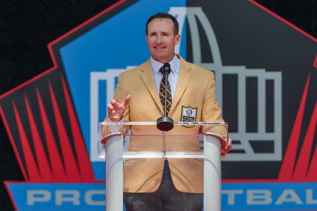 NFL, American Football Herren, USA 2026: NFL Hall Of Fame Enshrinement Ceremony AUG 08 August 8, 2026: Drew Brees gives his Hall of Fame speech during the NFL Hall of Fame Enshrinement Ceremony at the Tom Benson Hall of Fame Stadium in Canton, OH. Jonathan Mailhes CSM (Credit Image: Â Jonathan Mailhes Cal Media) Canton Oh USA EDITORIAL USE ONLY Copyright: xx ZUMA-20260808_zma_c04_262.jpg JonathanxMailhesx csmphotothree509778
