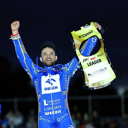 08.08.2026 RYGA (LOTWA) - BIKERNIEKI SPEEDWAY STADIUM, ZUZEL (SPEEDWAY), INDYWIDUALNE MISTRZOSTWA SWIATA (FIM SPEEDWAY World Championship, WM, Weltmeisterschaft GRAND PRIX 2026) - DEWALT FIM SPEEDWAY GRAND PRIX OF LATVIA - RIGA; RUNDA 8 NZ BARTOSZ ZMARZLIK - RADOSC WYGRANA FOTO PAWEL WILCZYNSKI CYFRASPORT NEWSPIX.PL --- newspix.pl 