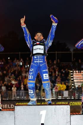 08.08.2026 RYGA (LOTWA) - BIKERNIEKI SPEEDWAY STADIUM, ZUZEL (SPEEDWAY), INDYWIDUALNE MISTRZOSTWA SWIATA (FIM SPEEDWAY World Championship, WM, Weltmeisterschaft GRAND PRIX 2026) - DEWALT FIM SPEEDWAY GRAND PRIX OF LATVIA - RIGA; RUNDA 8 NZ BARTOSZ ZMARZLIK - RADOSC WYGRANA FOTO PAWEL WILCZYNSKI CYFRASPORT NEWSPIX.PL --- newspix.pl 