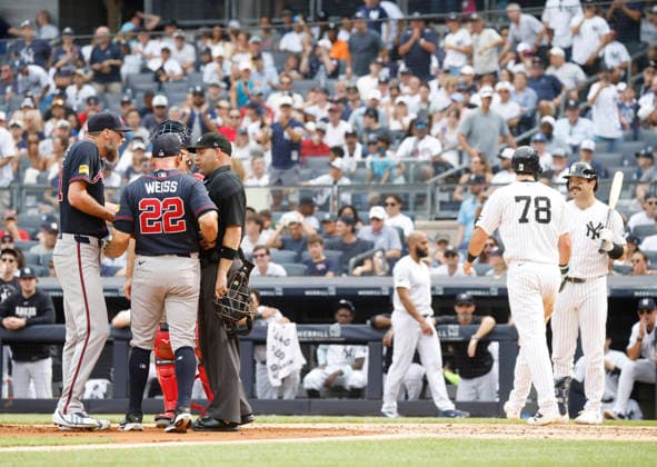 Atlanta Braves manager Walt Weiss argues with umpires after New York Yankees Spencer Jones scores on a Chris Sale balk in the 5th inning at Yankee Stadium on Saturday, August 8, 2026 in New York City.  NYP20260808112 JOHNxANGELILLO