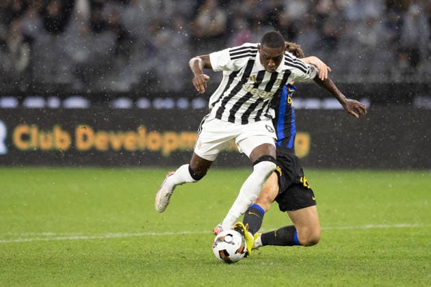 SOCCER JUVENTUS INTER, Juventus Randal Kolo Muani 9 attempt at goal during the soccer exhibition match between Juventus and Inter Milan at Optus Stadium in Perth, Saturday, August, 8, 2026. ( NO ARCHIVING PERTH WESTERN AUSTRALIA AUSTRALIA  Copyright: xINGOxBURKHARDTx 20260808111722562122