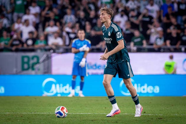 Fußball, Testspiel, Ferencvaros Budapest -Real Madrid FERENCVAROS - REAL MADRID Dean Huijsen of Real during the FIFA friendly football match between Ferencvaros and Ream Madrid CF at the Ferencvaros stadium (Groupama arena). Budapest, Hungary, August 08, 2026. Photo by Branislav Racko Copyright: xx 080A9206