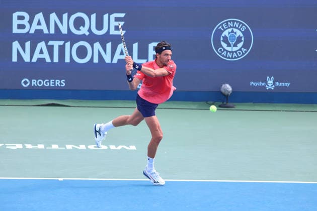 ATP, Tennis Herren Masters 1000 National Bank Open Montreal 2026 - Round of 16 - Day 8 Arthur Rinderknech of France plays a backhand during the Men™s round of 16 match against Brandon Nakashima of United States on day 8 of the ATP Masters 1000 National Bank Open at IGA Stadium. on August 8, 2026, in Montreal, Canada. (Photo by Horacio Zamora Eyepix Group) Copyright: xHoracioxZamorax xEyepixxGroupx HZ_08082026_195070