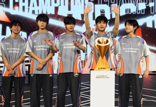PARIS, FRANCE - AUGUST 08: Players from Team KSG celebrate after winning the final match against Team AG.AL in the Honor of Kings World Cup at 2026 Esports World Cup on August 8, 2026 in Paris, France.  Copyright: xChinaxNewsxServicex 111658921559