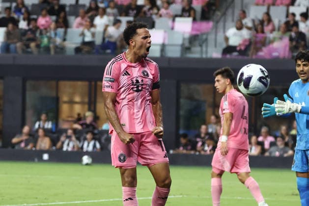 MIAMI, FL - AUGUST 08: Inter Miami CF defense Ian Fray (17) celebrates after a defensive play in the first half during the match between CF Monterrey and Inter Miami on Saturday, August 8, 2026 at NU Stadium in Miami, FL (Photo by Peter Joneleit Icon Sportswire) SOCCER: AUG 08 Leagues Cup Miami vs Monterrey EDITORIAL USE ONLY Icon260808052