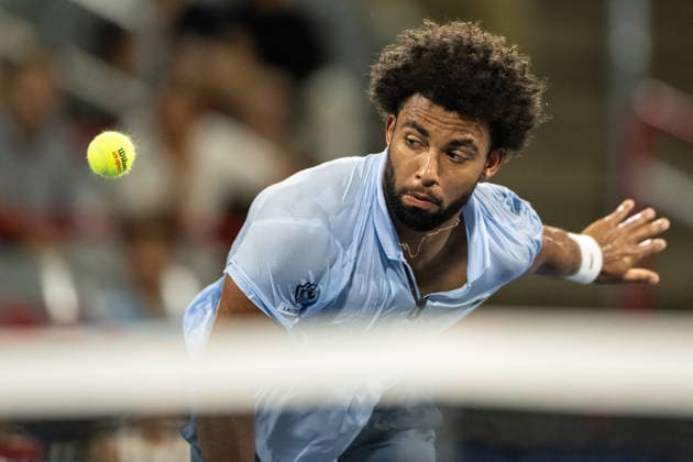 MONTREAL, QC - AUGUST 08: Arthur Fils from France returns the ball against Cameron Norrie from Great Britain during their singles Round of 16 match on day seven of the ATP, Tennis Herren 1000 National Bank Open presented by Rogers at Stade IGA on August 8, 2026 in Montreal, Quebec, Canada. (Photo by Vincent Ethier Icon Sportswire) TENNIS: AUG 08 National Bank Open EDITORIAL USE ONLY Icon2608087003