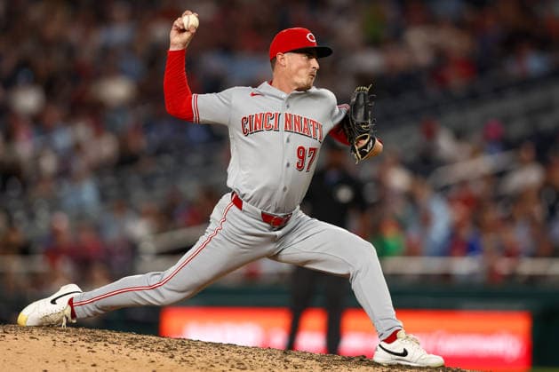 August 8, 2026, Washington D.C, District Of Columbia, United States: Washington, DC; Cincinnati Reds pitcher Ron Marinaccio (97) delivers a pitch during the Major League Baseball game between the Washington Nationals and the Cincinnati Reds at Nationals Park on Saturday, August 8, 2026. The Nationals beat the Reds 8-2. MLB, Baseball Herren, USA Washington Nationals 8:2 Cincinnati Reds  - ZUMAp258 20260808_znp_p258_059 Copyright: xStevexPrakopex