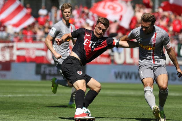 08.08.2026, xsefx, Fußball, FC Viktoria Köln SSV Jahn Regensburg, 3.Liga, Sportpark Höhenberg, 1. Spieltag, Saison 2026 2027: David Otto (FC Viktoria Koeln 10) im Zweikampf gegen Felix Strauss (Jahn Regensburg 04) DFB regulations prohibit any use of photographs as image sequences and or quasi-video. Nordrhein-Westfalen Deutschland *** August 8, 2026, xsefx, Soccer, FC Viktoria Köln vs. SSV Jahn Regensburg, 3. Liga, Sportpark Höhenberg, Matchday 1, 2026–2027 Season: David Otto of FC Viktoria Köln battles for the ball against Felix Strauss of SSV Jahn Regensburg 04. DFB regulations prohibit any use of photographs as image sequences and or quasi-video. North Rhine-Westphalia, Germany