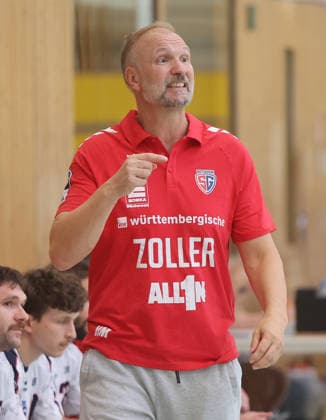 Handball, Testspiel, SG BBM Bietigheim - Kadetten Schaffhausen Bönnigheim , Handball SG BBM Bietigheim vs. Kadetten Schaffhausen , Trainer Hartmut Mayerhoffer ( BBM ) *** Bönnigheim, Handball: SG BBM Bietigheim vs. Kadetten Schaffhausen, Coach Hartmut Mayerhoffer (BBM)