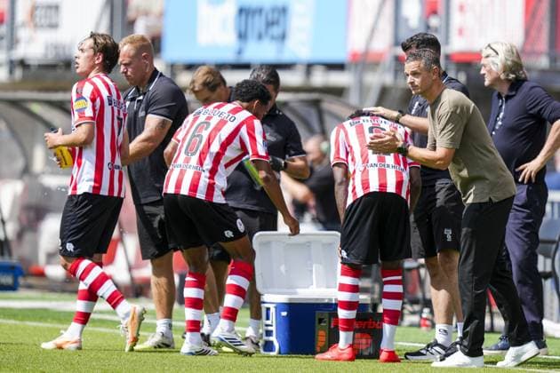 ROTTERDAM , 09-08-2026 , Sparta Stadium Het Kasteel , season 2026 2027 , Dutch Eredivisie football , match between Sparta Rotterdam and Feyenoord , picture shows drinkpauze Sparta - Feyenoord  x205577125x Copyright: