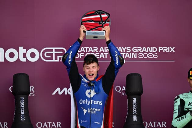 motor racing, Motorsport Moto GP Qatar Airways Grand Prix of Great Britain Race winner Filip Salac of Only Fans American Racing Team holds his trophy during the Moto GP Qatar Airways Grand Prix of Great Britain at Silverstone, Towcester, UK on 9 August 2026. Towcester Silverstone Northamptonshire UK Editorial use only , Copyright: xDennisxGoodwinx PSI-24671-0024
