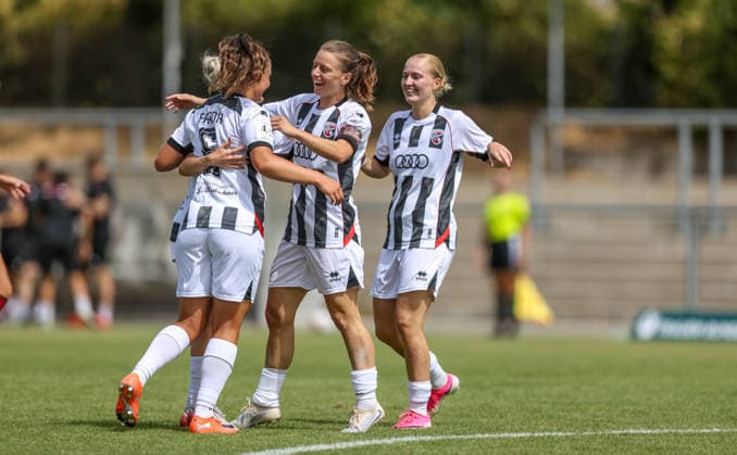 GER, Frankfurt, Eintracht Frankfurt II vs FC Ingolstadt, DFB, 2. Bundesliga, Fussball, Spielzeit 2026 2027, Stadion am Brentanobad, 2. Spieltag im Bild: Carina Wüst (FC Ingolstadt Frauen 14) erzielt den ersten Treffer und das 0:1, Tor, Jubel und Freude, Emotionen DFB DFL REGULATIONS PROHIBIT ANY USE OF PHOTOGRAPHS AS IMAGE SEQUENCES AND OR QUASI-VIDEO, 09.08.2026 *** GER, Frankfurt, Eintracht Frankfurt II vs. FC Ingolstadt, DFB, 2. Bundesliga, Soccer, 2026–2027 Season, Stadion am Brentanobad, Matchday 2 in pictures: Carina Wüst of FC Ingolstadt Women’s U-14 scores the first goal, making it 0–1, goal, Celebration and joy, emotions. DFB and DFL regulations prohibit any use of photographs as image sequences and or quasi-video. August 9, 2026 Copyright: HMBxMedia HendrikxHamelau