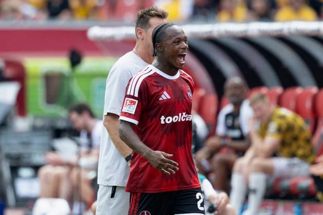 Torschuetze, Scorer Mohamed Ali Zoma (1. FC Nürnberg), Jubel nach dem Tor zum 1:0, jubelnd, bejubelt, jubelt, jubeln, Cheers after the goal, cheering, celebrated, cheers, cheering, emotions im 2. Bundesliga-Spiel zwischen dem 1. FC Nürnberg und Dynamo Dresden im Max-Morlock-Stadion, Nürnberg, Deutschland, am 9. August 2026. in action during the 2nd Bundesliga match between 1. FC Nuremberg and Dynamo Dresden at the Max-Morlock Stadium, Nuremberg, Germany, on August 9, 2026. DFB DFL REGULATIONS PROHIBIT ANY USE OF PHOTOGRAPHS AS IMAGE SEQUENCES AND OR QUASI-VIDEO, *** Goal scorer: Mohamed Ali Zoma, 1. FC Nürnberg, Celebration after the 1–0 goal, cheering, celebrated, cheers, cheering, emotions during the 2. Bundesliga match between 1 FC Nuremberg and Dynamo Dresden at the Max Morlock Stadium, Nuremberg, Germany, on August 9, 2026, in action during the 2nd Bundesliga match between 1 FC Nuremberg and Dynamo Dresden at the Max Morlock Stadium, Nuremberg, Germany, on August 9, 2026 DFB and DFL regulations prohibit any use of photographs as image sequences and or quasi-video, Copyright: HMBxMedia xHeikoxBecker
