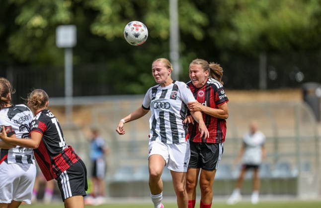 GER, Frankfurt, Eintracht Frankfurt II vs FC Ingolstadt, DFB, 2. Bundesliga, Fussball, Spielzeit 2026 2027, Stadion am Brentanobad, 2. Spieltag im Bild v.l.: Teresa Frizberg (FC Ingolstadt 04 26), Carlotta Schwoerer (Eintracht Frankfurt II) DFB DFL REGULATIONS PROHIBIT ANY USE OF PHOTOGRAPHS AS IMAGE SEQUENCES AND OR QUASI-VIDEO, 09.08.2026 *** GER, Frankfurt, Eintracht Frankfurt II vs. FC Ingolstadt, DFB, 2. Bundesliga, Soccer, 2026–2027 Season, Stadion am Brentanobad, Matchday 2: Pictured (from left) Teresa Frizberg, FC Ingolstadt 04, 26, Carlotta Schwoerer, Eintracht Frankfurt II. DFB and DFL regulations prohibit any use of photographs as image sequences and or quasi-video. August 9, 2026 Copyright: HMBxMedia HendrikxHamelau