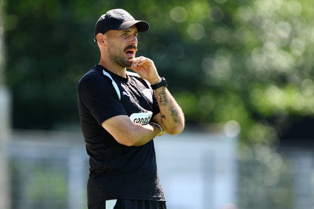 Alexander Hahn (Trainer, FC St. Pauli U23) Fußball I Herren I Regionalliga Nord I Saison 2026-2027 I 2. Spieltag I FC St. Pauli U23 - Bremer SV I 09.08.2026 I Edmund-Plambeck-Stadion *** Alexander Hahn, Coach, FC St. Pauli U23 Soccer I Men s Team I Regionalliga Nord I 2026–2027 Season I Matchday 2 I FC St. Pauli U23 vs. Bremer SV I August 9, 2026 I Edmund Plambeck Stadium