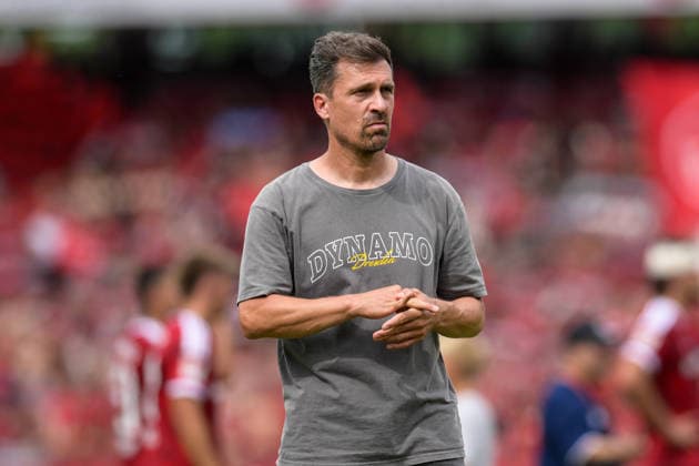 Fußball, 2. Bundesliga, 20260809, 1. FC Nürnberg - SG Dynamo Dresden. Im Bild Trainer Dresden Thomas STAMM. Nürnberg Max-Morlock-Stadion Bayern Deutschland *** Soccer, 2. Bundesliga, 20260809, 1. FC Nürnberg vs. SG Dynamo Dresden. Pictured: Dresden coach Thomas STAMM at the Max Morlock Stadium in Bavaria, Germany Copyright: Passion2Press MarkusxFischerx
