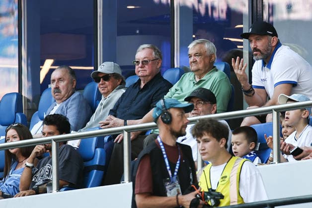 RUSSIA, MOSCOW - AUGUST 9, 2026: Russia s former national football coach Valery Gazzayev, football coach Yuri Syomin, Russian Book Union President Sergei Stepashin, HC Sochi head coach Vladimir Krikunov and hockey player Alexander Ovechkin (L-R back) look on during a 2026 27 Russian Premier League Round 3 football match between Dynamo Moscow and Dynamo Makhachkala at VTB Arena. Mikhail Tereshchenko TASS  95956159