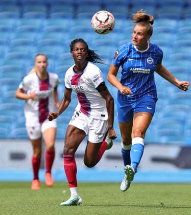 Brighton and Hove Albion Women v Paris Saint-Germain Women Pre-Season Friendly Marit AuÃ e of Brighton and Hove Albion Women beats Naomie Feller of Paris Saint-Germain Women to the ball during the Pre-Season Friendly match at the American Express Stadium, Brighton and Hove 09 08 2026 UK Newspapers OUT Copyright: xNeilxHolmesx FIL-23742-0017